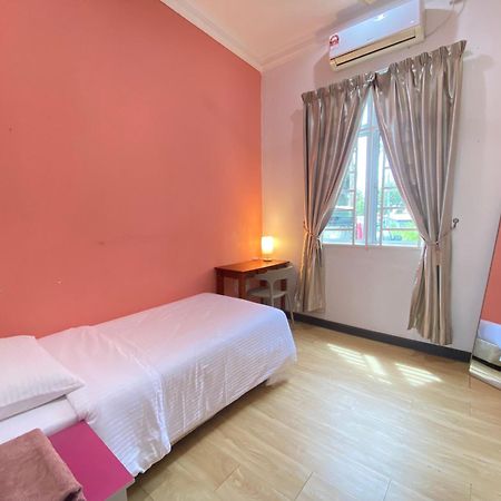 Besut Guesthouse Kuala Besut Zewnętrze zdjęcie