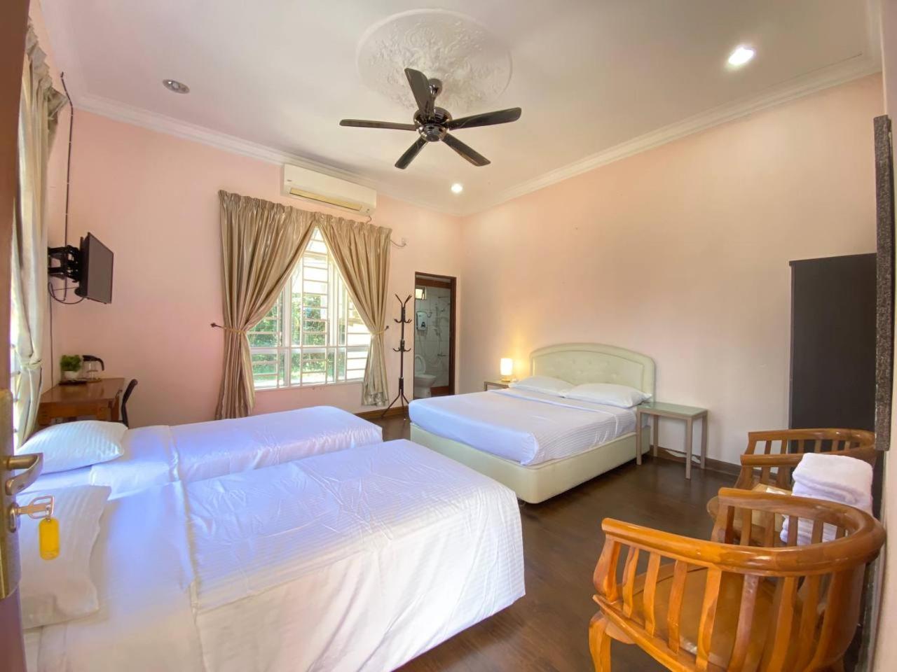 Besut Guesthouse Kuala Besut Zewnętrze zdjęcie