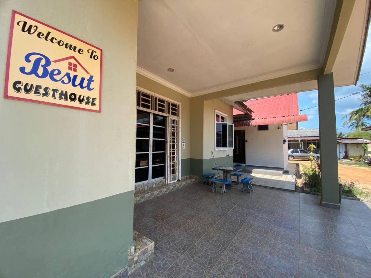 Besut Guesthouse Kuala Besut Zewnętrze zdjęcie