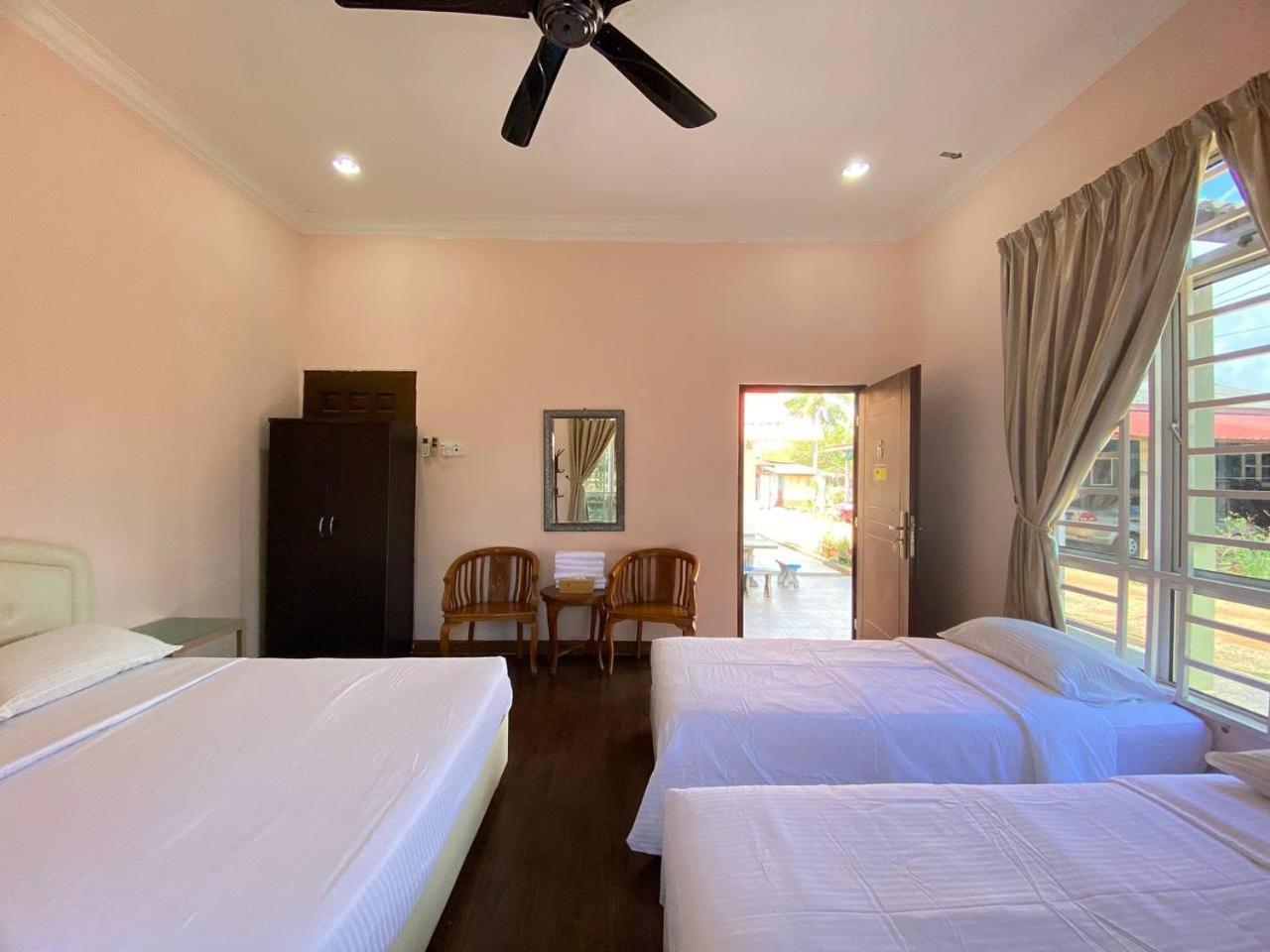 Besut Guesthouse Kuala Besut Zewnętrze zdjęcie